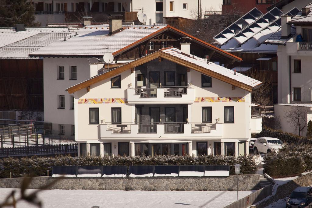Apart Alpen Royal Nauders Exteriér fotografie