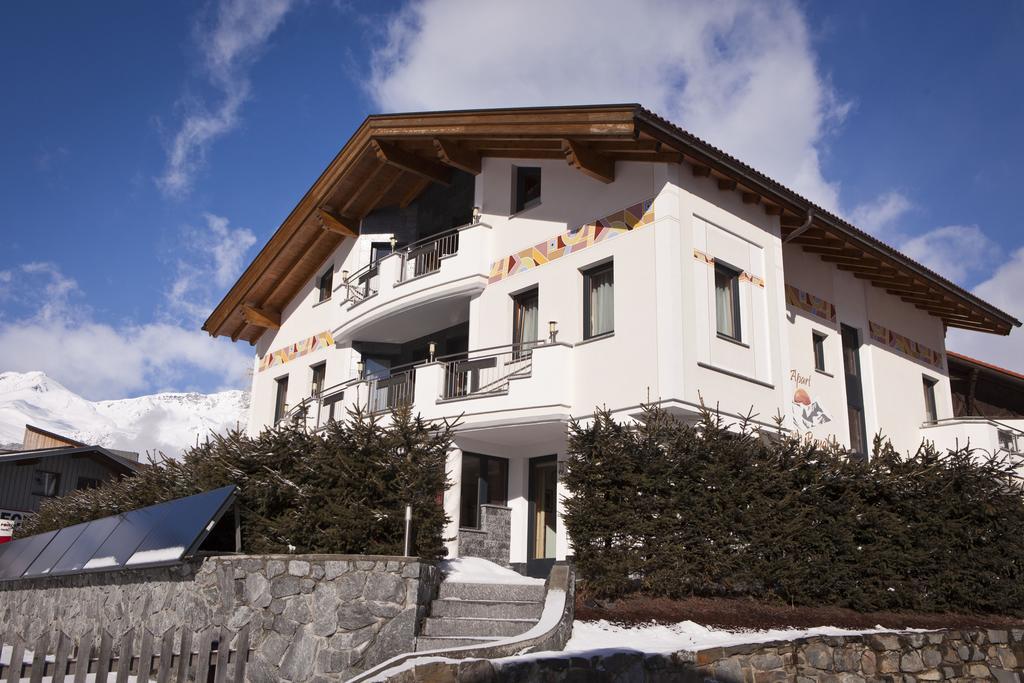 Apart Alpen Royal Nauders Exteriér fotografie